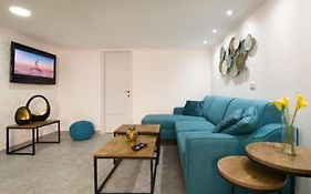 Bahai Gardens Suites